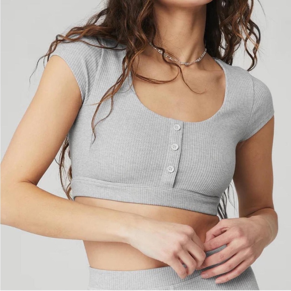 Alo padded top